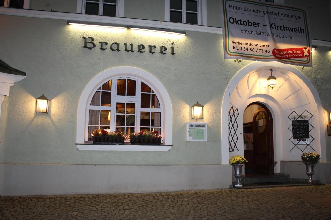Hotel Brauereigasthof Amberger Kosching Exterior foto